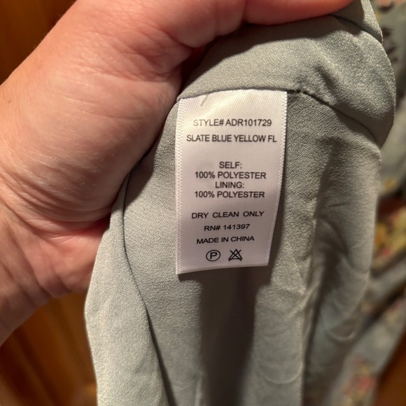 ASTR the Label Sweetheart Neck Floral Twist Bust Maxi Dress in Slate Blue Floral - Picture 7 of 8